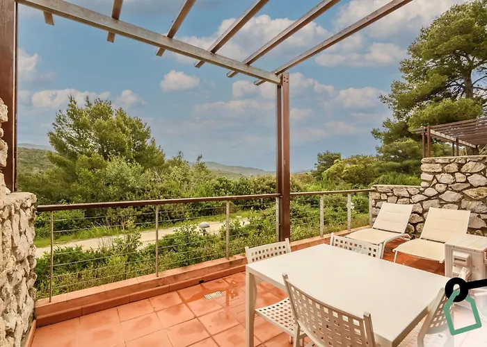 Hotiday Apartmanhotel 3*