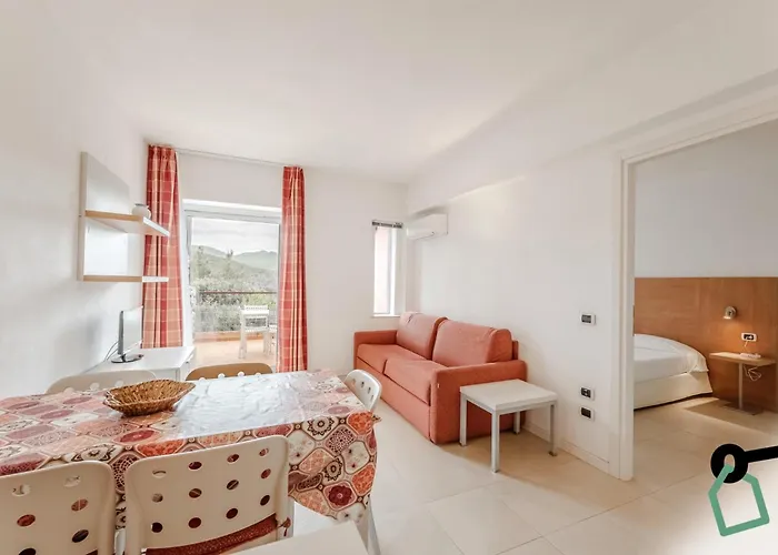 Hotiday Apartmanhotel 3*