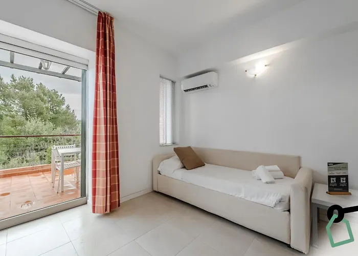 Apartmanhotel Hotiday 3*