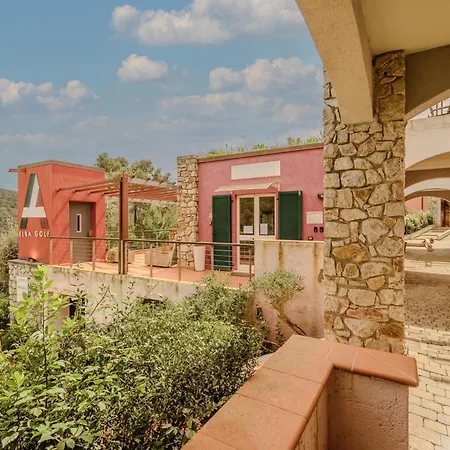 Aparthotel Hotiday 3*